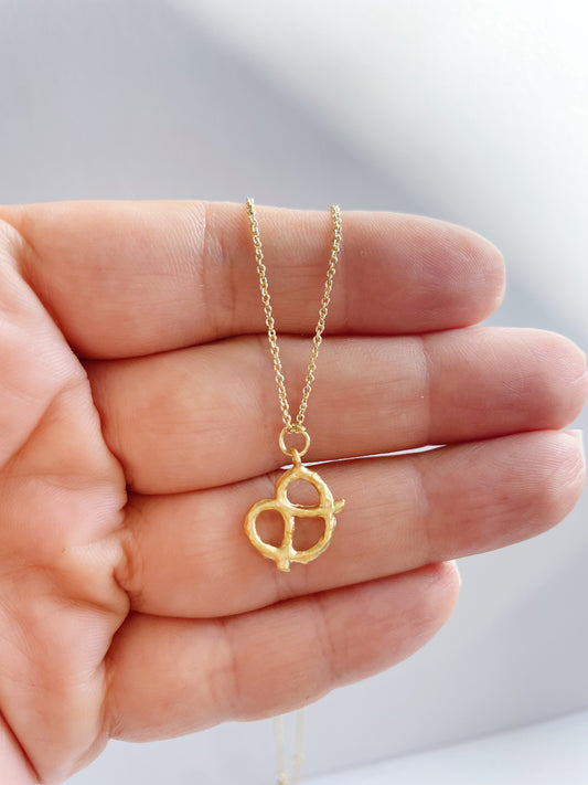 Necklace - Pretzel